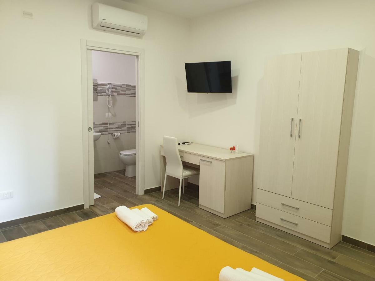 Gio Rooms Scalea Exteriér fotografie