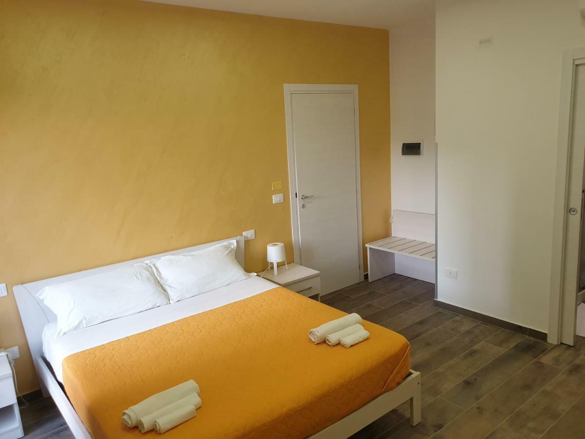 Gio Rooms Scalea Exteriér fotografie