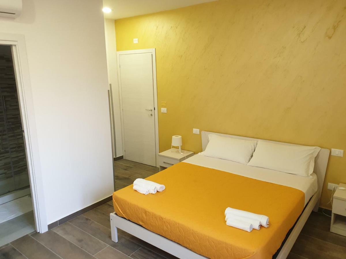 Gio Rooms Scalea Exteriér fotografie